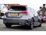 Mercedes-Benz A-klasse 180 d Business Solution AMG | Panorama | Sfeerverlichting | Camera | Leder/Alcantara | AMG PAKKET | LED |