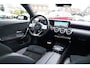 Mercedes-Benz A-klasse 180 d Business Solution AMG | Panorama | Sfeerverlichting | Camera | Leder/Alcantara | AMG PAKKET | LED |
