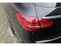 Mercedes-Benz C-klasse Estate 200 Business Solution AMG 184pk | Incl. 12 maanden garantie 1e Eigenaar | 360 Camera | Stoelverwarming | Apple Carplay | Sportstoelen Leer | LED verlichting | Zwarte hemel | Elektr. kofferbak | Navigatie | Cruise control | Virtual cockpit | Bomvolle C-Klasse! |