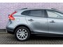 Volvo V40 Cross Country T3 Polar+ Luxury | Navi | Cruise Control | Panoramadak | Harman Kardon Audio | Keyless | Getint Glas | Camera | DAB | Park Assist | Volvo On Call | 17" LM