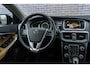 Volvo V40 Cross Country T3 Polar+ Luxury | Navi | Cruise Control | Panoramadak | Harman Kardon Audio | Keyless | Getint Glas | Camera | DAB | Park Assist | Volvo On Call | 17" LM