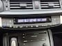 Lexus CT 200h Individual | Leer | Lexus Navigatie | Cruise Control | 17 inch velgen |