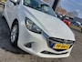 Mazda 2 1.5 Skyactiv-G 90pk Dynamic | 1ste Eigenaar + Origineel NL | Navi | Airco | Cruise | Bluetooth Carkit+Streaming | Pdc | Rijstrooksensor | Standkachel | Mistlampen | 15''lm