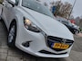 Mazda 2 1.5 Skyactiv-G 90pk Dynamic | 1ste Eigenaar + Origineel NL | Navi | Airco | Cruise | Bluetooth Carkit+Streaming | Pdc | Rijstrooksensor | Standkachel | Mistlampen | 15''lm