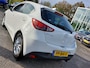 Mazda 2 1.5 Skyactiv-G 90pk Dynamic | 1ste Eigenaar + Origineel NL | Navi | Airco | Cruise | Bluetooth Carkit+Streaming | Pdc | Rijstrooksensor | Standkachel | Mistlampen | 15''lm