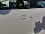 Mazda 2 1.5 Skyactiv-G 90pk Dynamic | 1ste Eigenaar + Origineel NL | Navi | Airco | Cruise | Bluetooth Carkit+Streaming | Pdc | Rijstrooksensor | Standkachel | Mistlampen | 15''lm