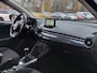 Mazda 2 1.5 Skyactiv-G 90pk Dynamic | 1ste Eigenaar + Origineel NL | Navi | Airco | Cruise | Bluetooth Carkit+Streaming | Pdc | Rijstrooksensor | Standkachel | Mistlampen | 15''lm