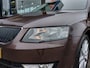 Skoda Octavia 1.2 TSI 105pk Greentech Ambition Businessline | Navi | Clima | Cruise | Bluetooth Carkit+Streaming | Licht+Regensensor | Pdc V+A | Mistlampen | Privacy Glass | 17''lm
