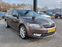 Skoda Octavia 1.2 TSI 105pk Greentech Ambition Businessline | Navi | Clima | Cruise | Bluetooth Carkit+Streaming | Licht+Regensensor | Pdc V+A | Mistlampen | Privacy Glass | 17''lm