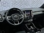 Volvo XC40 Recharge Plus 70 kWh | Adaptive Cruise Control | Dodehoek Detectie | Stoel en Stuurverwarming | 20” | Nubuck Bekleding |