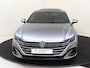 Volkswagen Arteon Shooting Brake 1.4 TSI eHybrid R-Line Business+ | Panoramadak | Trekhaak | Adaptieve demping | Dodehoek detectie | Parkeerassistent | Keyless | Stoelverwarming voor en achter |