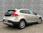 Volvo V40 Cross Country 1.5 T3 Polar+ Luxury | Panoramadak | Lederen bekleding | Camera achter | Stoelverwarming | Par k Assist Pilot | Keyless Entry | Donker getint glas | Alarm | Afn. trekhaak