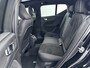 Volvo EX40 Single Motor Extended Range 82kWh Ultra Black Edition | 20" | Leder / Nubuck | Panoramadak | Harman Kardon | 360 Camera | Elektr. verst. stoelen | Pixel LED | Adaptieve cruise | BLIS |