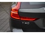 Volvo V60 2.0 T6 Plug-in hybrid AWD Plus Dark Verwarmbare voorruit | Contourstoelen | Trekhaak | Harman/Kardon | 360 camera | Pilot Assist