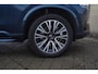 Volvo XC90 2.0 T8 Plug-in hybrid AWD Ultra Dark | Bowers & Wilkins | Luchtvering | Keyless Entry | Head-up Display | Stoelen Verwarmd | Massagefunctie | Google | Panorama Dak | 7 Zitplaatsen