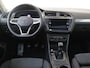 Volkswagen Tiguan 1.5 TSI Life Business | Panoramadak | Parkeerassistent | Digital cockpit Pro | Keyless | Stoel- en stuurwielverwarming | Dodehoek detectie | Achteruitrijcamera | Navigatie |