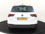 Volkswagen Tiguan 1.5 TSI Life Business | Panoramadak | Parkeerassistent | Digital cockpit Pro | Keyless | Stoel- en stuurwielverwarming | Dodehoek detectie | Achteruitrijcamera | Navigatie |