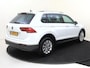 Volkswagen Tiguan 1.5 TSI Life Business | Panoramadak | Parkeerassistent | Digital cockpit Pro | Keyless | Stoel- en stuurwielverwarming | Dodehoek detectie | Achteruitrijcamera | Navigatie |