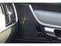Volvo S90 T8 455PK Automaat AWD Ultimate Bright / Luchtvering/ Harman Kardon Audio / Google Services / Elektrisch bedienbare voorstoelen met geheugen functie / Achteruitrijcamera / Long Range / Panoramadak /