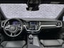 Volvo V60 2.0 B3 Plus Dark | Adaptieve Cruise Control | Trekhaak | 20" Turbine Velgen | Panoramadak | 360 Camera | Harman Kardon Audio |