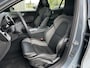 Volvo V60 2.0 B3 Plus Dark | Adaptieve Cruise Control | Trekhaak | 20" Turbine Velgen | Panoramadak | 360 Camera | Harman Kardon Audio |
