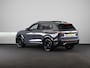 Volkswagen Tiguan 1.5 eHybrid R-Line Edition 204 pk Automaat (DSG) | Verlengde garantie | Navigatie | Panoramadak | Trekhaak (wegklapbaar) | Parkeersensoren (Park assist) | Achteruitrijcamera | Black Style pakket | R-Line |
