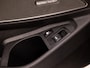 BMW 3-Serie Touring 330e M Sport 293Pk Automaat (KUIPSTOELEN, PANORAMADAK, HEAD-UP DISPLAY, HARMAN/KARDON, ADAPTIVE CRUISE, M SPORTSTOELEN, SFEERVERLICHTING, ELEK ACHTERKLEP, APPLE CARPLAY, KEYLESS, CAMERA, NIEUWSTAAT)