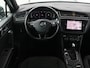 Volkswagen Tiguan Allspace 1.5 TSI R Line 7-persoons | Carplay | Adaptive cruise | 19'' | Navigatie | Camera | Virtual Cockpit | Full LED | Keyless | Park Assist | DAB | Climate control