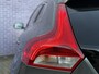 Volvo V40 1.5 T3 Polar+ Sport | DAB | Harman/Kardon | Keyless entry/start | Panoramadak | Regensensor | stoelverwarming | Trekhaak | Parkeercamera | Parkeersensoren V+A |