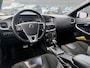 Volvo V40 1.5 T3 Polar+ Sport | DAB | Harman/Kardon | Keyless entry/start | Panoramadak | Regensensor | stoelverwarming | Trekhaak | Parkeercamera | Parkeersensoren V+A |