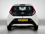 Toyota Aygo 1.0 VVT-i x-play | Airconditioning | Achteruitrijcamera | Cruise control |