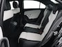 Mercedes-Benz A-klasse 200 AMG | Two-Tone Leder | Stoelverwarming | Carplay | Camera | Navigatie | Park Assist | Full LED | Climate control | Cruise control