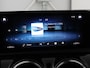 Mercedes-Benz A-klasse 200 AMG | Two-Tone Leder | Stoelverwarming | Carplay | Camera | Navigatie | Park Assist | Full LED | Climate control | Cruise control
