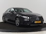 Mercedes-Benz A-klasse 200 AMG | Two-Tone Leder | Stoelverwarming | Carplay | Camera | Navigatie | Park Assist | Full LED | Climate control | Cruise control