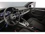 Audi A3 Limousine 30 TFSI Business edition | Cruise control | Carplay | Parkeer sensoren |