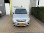Opel Zafira 1.8 Cosmo Parkeerhulp Vóór en Achter| Climate Control| Lederen Bekleding & Verwarmde Stoelen| 7persoons