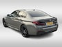 BMW 5-Serie 530e Business Edition Plus / Schuifdak / Camera / 20'' / Keyless / Laser LED / Harman Kardon / Leder / Navigatie / Dodehoek /