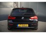 BMW 1-Serie 116i Sport | EXPORT | HANDEL | Cruise Control | Stoelverwarming | Parkeersensoren | M Sport wielen | Keyless | Navigatie | Lichtsensor | Regensensor |
