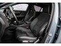 Volvo C40 Recharge Plus 69 kWh | Adaptieve cruise control | Panorama dak | Stoel/stuurverwarming | Blis | 20" | Keyless entry |