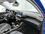 Peugeot 2008 SUV Allure Pack 100pk | Navigatie | Achteruitrijcamera | 3D Cockpit | Stoelverwarming | Climate Control | Cruise Control | Parkeersensoren v+a | Keyless | Bluetooth | Apple CarPlay / Android Auto | DAB+ radio | Elektrisch inklapbare spiegels | Donker getint glas | 17" lichtmetalen velgen |