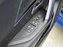 Peugeot 2008 SUV Allure Pack 100pk | Navigatie | Achteruitrijcamera | 3D Cockpit | Stoelverwarming | Climate Control | Cruise Control | Parkeersensoren v+a | Keyless | Bluetooth | Apple CarPlay / Android Auto | DAB+ radio | Elektrisch inklapbare spiegels | Donker getint glas | 17" lichtmetalen velgen |