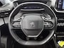 Peugeot 2008 SUV Allure Pack 100pk | Navigatie | Achteruitrijcamera | 3D Cockpit | Stoelverwarming | Climate Control | Cruise Control | Parkeersensoren v+a | Keyless | Bluetooth | Apple CarPlay / Android Auto | DAB+ radio | Elektrisch inklapbare spiegels | Donker getint glas | 17" lichtmetalen velgen |