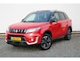 Suzuki Vitara 1.4 Boosterjet Style Smart Hybrid , All-Seasonbanden, Panodak, Dealer onderhouden, Stijl uitvoering!