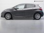 Peugeot 208 1.2 PureTech Allure Luxe (APPLE CARPLAY,PANORAMADAK,STOELVERWARMING,ACHTERUITRIJCAMERA,PARKEERSENSOREN,TOPCONDITIE)