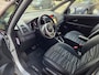 Kia Venga 1.6 CVVT DynamicLine Automaat/ Panoramadak/ Trekhaak/ Camera/ Rijklaarprijs!