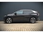 Volkswagen ID.4 First 77 kWh | Stoelverwarming | Stuurverwarming | Trekhaak | Warmtepomp | Adaptive Cruise Control | Navigatie | Apple Carplay | Keyless | Camera | Parkersensoren |