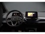 Volkswagen ID.4 First 77 kWh | Stoelverwarming | Stuurverwarming | Trekhaak | Warmtepomp | Adaptive Cruise Control | Navigatie | Apple Carplay | Keyless | Camera | Parkersensoren |