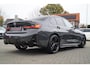 BMW 3-Serie 330e High Executive | M-pakket | Facelift 2025 | Widescreen Groot Navi | Camera |