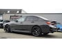 BMW 3-Serie 330e High Executive | M-pakket | Facelift 2025 | Widescreen Groot Navi | Camera |