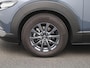 Mazda CX-30 2.0 e-SkyActiv-G M Hybrid Comfort | Navigatie | Apple Carplay / Android Auto | Achteruitrijcamera | Memory Seats | Stoel- Stuurverwarming | Heads-Up Display | Vol Leder | Elektrische Achterklep | Lichtmetalen Velgen |